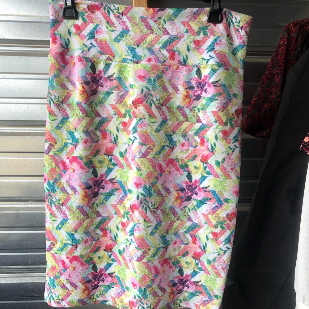 Lularoe Cassie